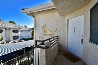 3320 S Fort Apache Rd in Las Vegas, NV - Building Photo - Building Photo