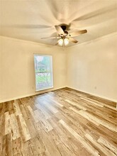 12027 Meadow Hollow Dr in Stafford, TX - Building Photo - Building Photo