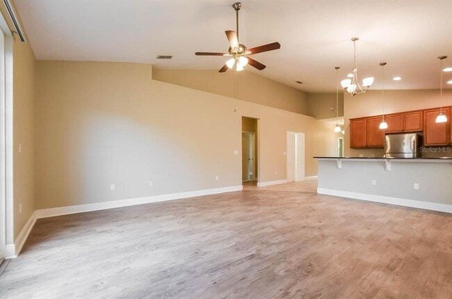 527 Hibiscus Cove Dr in Orlando, FL - Building Photo - Building Photo