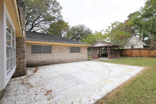 1038 Beaver Bend Rd in Houston, TX - Building Photo - Building Photo