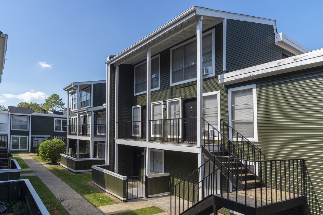 5 East Apartments in Baton Rouge, LA - Building Photo