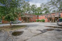 Hawthorne Manor in Atlanta, GA - Foto de edificio - Building Photo