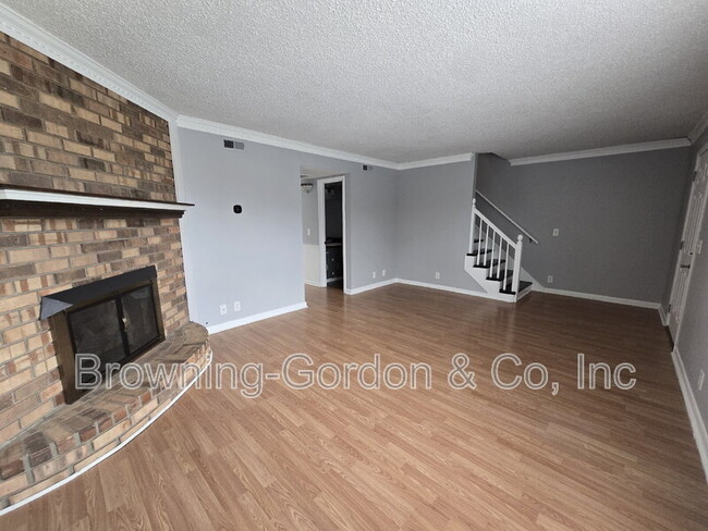 5600 Country Dr in Nashville, TN - Building Photo - Building Photo