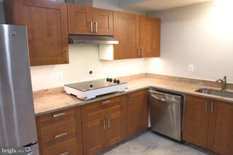3505 Alpha Pl in Annandale, VA - Building Photo - Building Photo