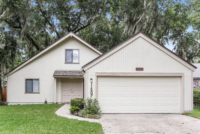 property at 11507 Kelvyn Grove Pl