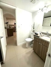 10111 W Sunrise Blvd in Plantation, FL - Building Photo - Building Photo