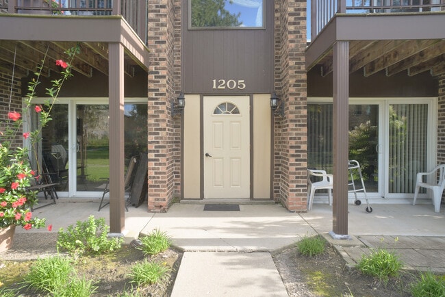 property at 1205 Pleasant Run Dr