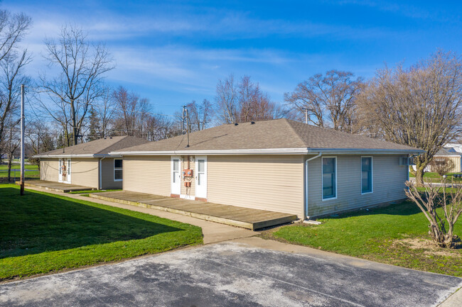 1109 E Lincoln St in Findlay, OH - Building Photo - Building Photo