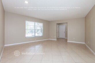 904 Tarawood Ln in Valrico, FL - Foto de edificio - Building Photo