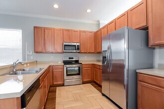 35107 Meadow Reach Dr in Zephyrhills, FL - Building Photo - Building Photo