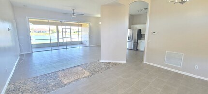 6750 Ferri Cir in Port Orange, FL - Foto de edificio - Building Photo