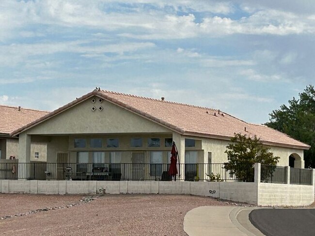 2506 N Pinnule Cir in Mesa, AZ - Building Photo - Building Photo