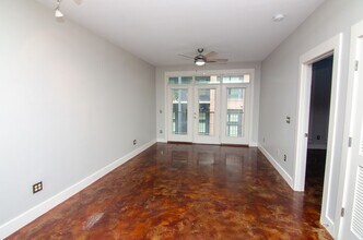 817 3rd Ave N in Nashville, TN - Building Photo - Building Photo