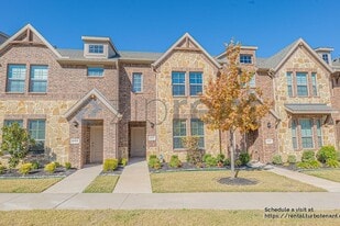 2020 Saddle Wy in Mesquite, TX - Building Photo