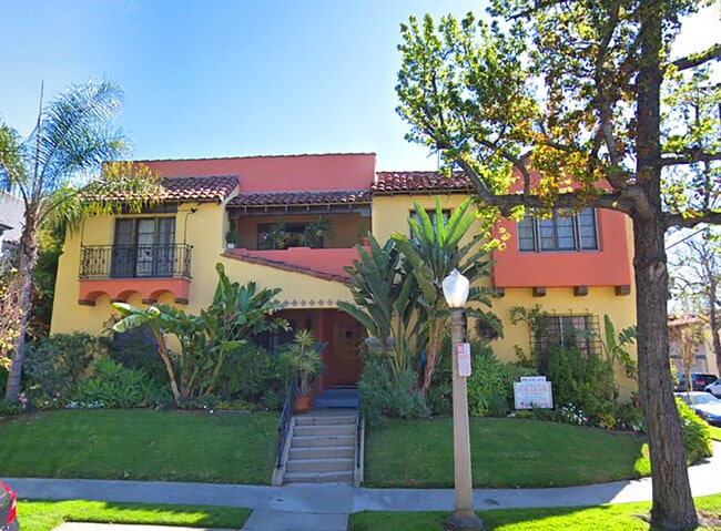400 N Sycamore Ave in Los Angeles, CA - Foto de edificio - Building Photo