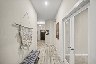 6002 Daggerwing Wy in Missouri City, TX - Building Photo - Building Photo