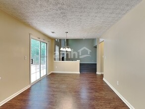 3800 Oak Park Dr in Suwanee, GA - Building Photo - Building Photo