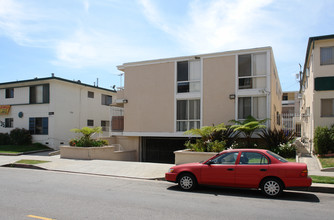 725 S Harvard Blvd in Los Angeles, CA - Building Photo - Building Photo