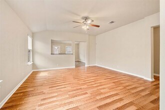 219 Frio River Trail in Hutto, TX - Building Photo - Building Photo