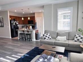 1960 Dark Horse Rd in Reno, NV - Building Photo - Building Photo