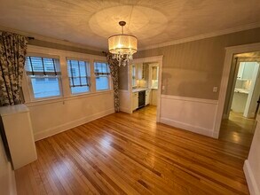 39 Chester Rd in Belmont, MA - Building Photo - Building Photo