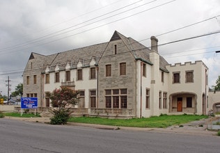 Tudor Square in New Orleans, LA - Building Photo - Building Photo