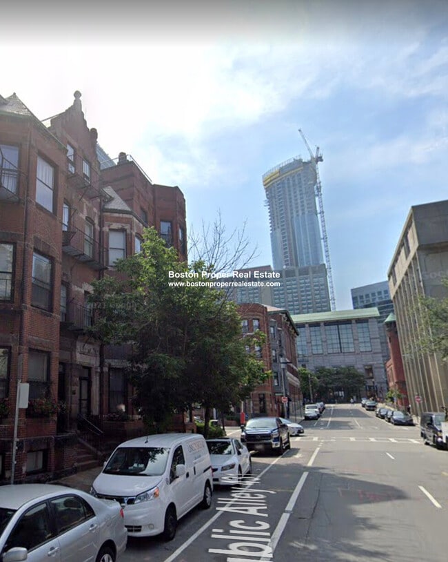 48 Hereford St, Unit GF