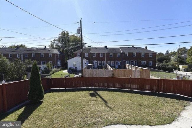 property at 1601 Thetford Rd