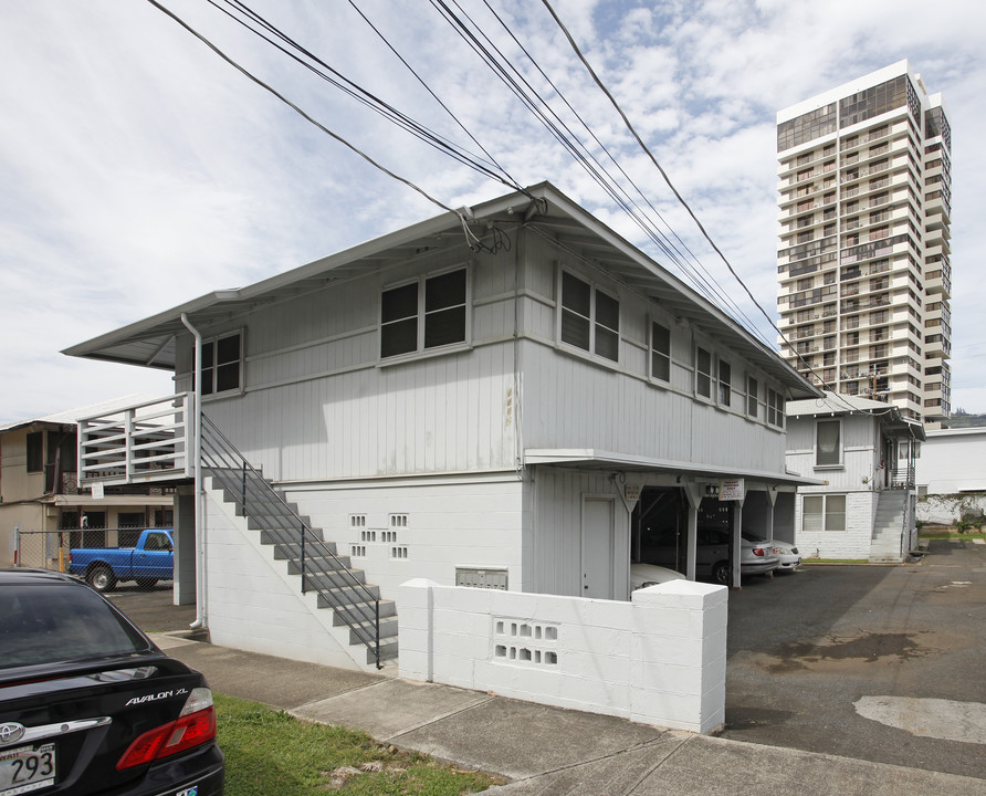 2222 Date St in Honolulu, HI - Building Photo