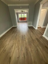 1446 E 69th Pl in Chicago, IL - Building Photo - Building Photo