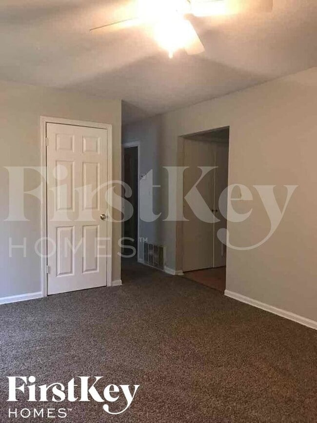1351 S Pershing Ave in Indianapolis, IN - Building Photo - Building Photo