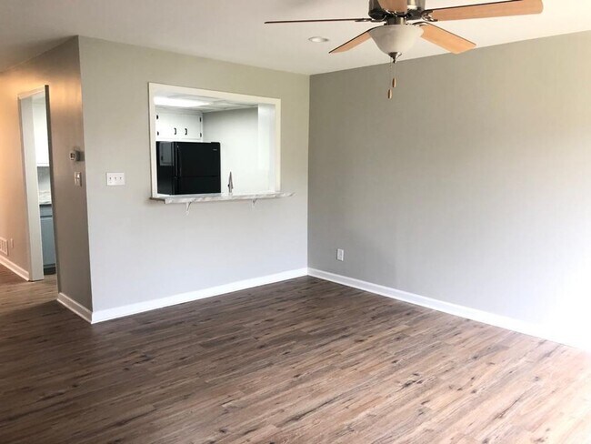 3925 Mountain View Rd in Oakwood, GA - Building Photo - Building Photo