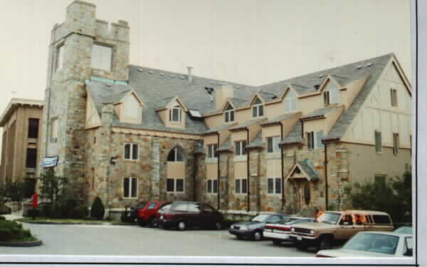 Greystone Condominiums in Quincy, MA - Building Photo