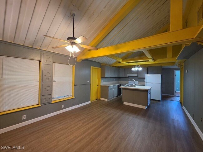 10511 Orange River Blvd in Ft. Myers, FL - Building Photo - Building Photo