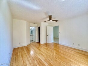 709 Landover Cir in Naples, FL - Building Photo - Building Photo