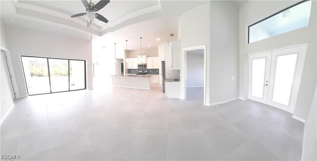 2038 Northwest 28th Ave in Cape Coral, FL - Building Photo - Building Photo
