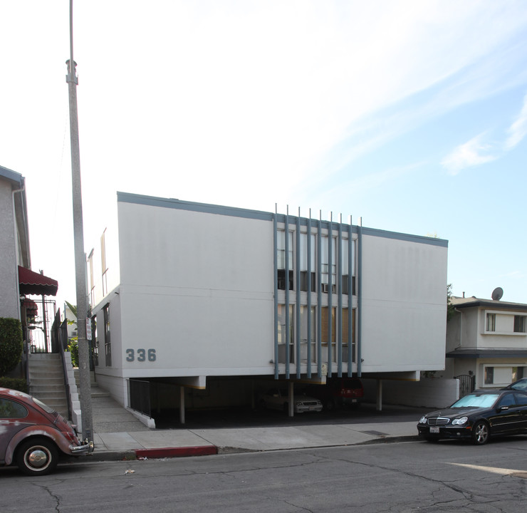 336 E Santa Anita Ave in Burbank, CA - Building Photo