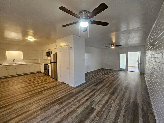 Town & Country Apartments