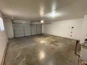 941 S T St in Tulare, CA - Building Photo - Building Photo