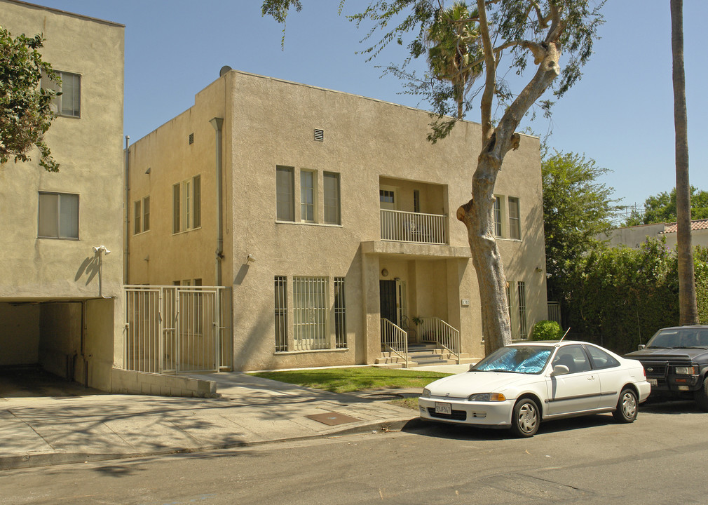 1352 N Formosa Ave in Los Angeles, CA - Building Photo