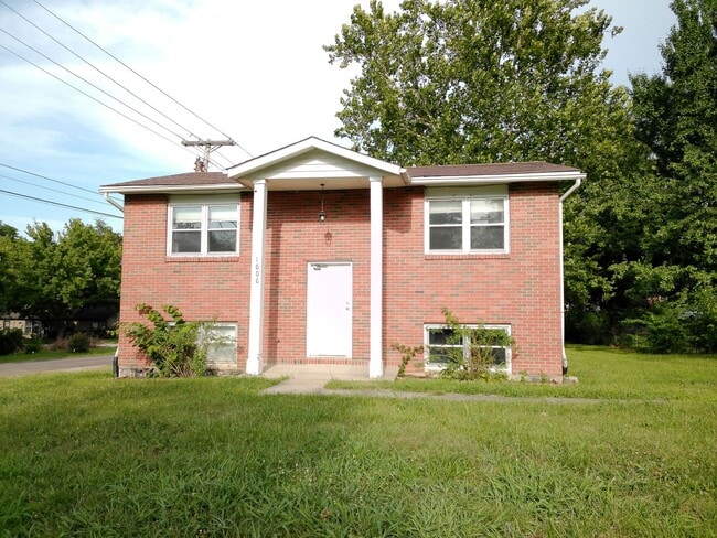 property at 1608 Boyd Ln