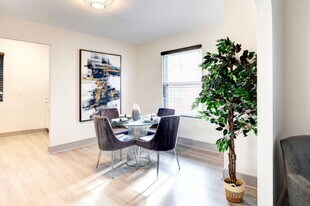 19 W Mulberry St in Baltimore, MD - Building Photo