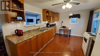 55 47th St N in Wasaga Beach, ON - Building Photo - Building Photo