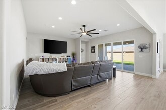 84 Ella Ashman Ave in Henderson, NV - Building Photo - Building Photo