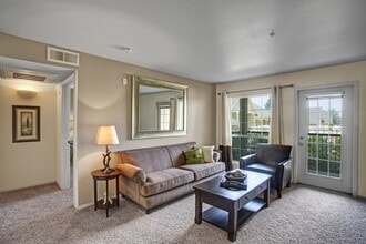 Legends at River Oaks in Sandy, UT - Foto de edificio - Building Photo