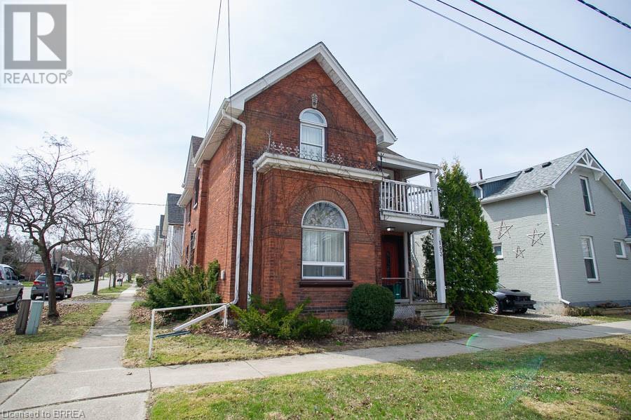 193 Chatham St in Brantford, ON - Building Photo