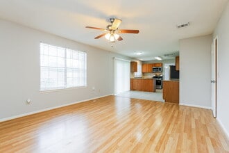 10046 Lazy Meadows Dr in Houston, TX - Building Photo - Building Photo