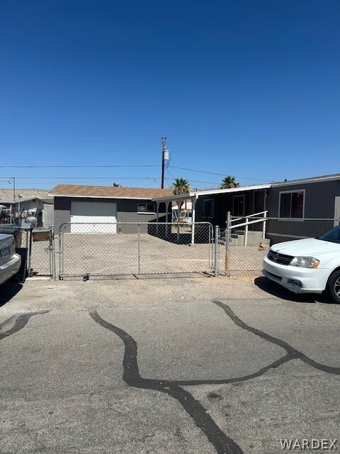 1839 El Dorado Dr in Bullhead City, AZ - Building Photo