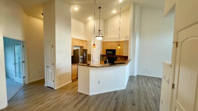 8649 Gold Peak Dr in Highlands Ranch, CO - Building Photo - Building Photo