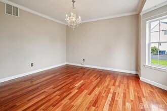 5 Abate Ct in Franklin Township, NJ - Building Photo - Building Photo